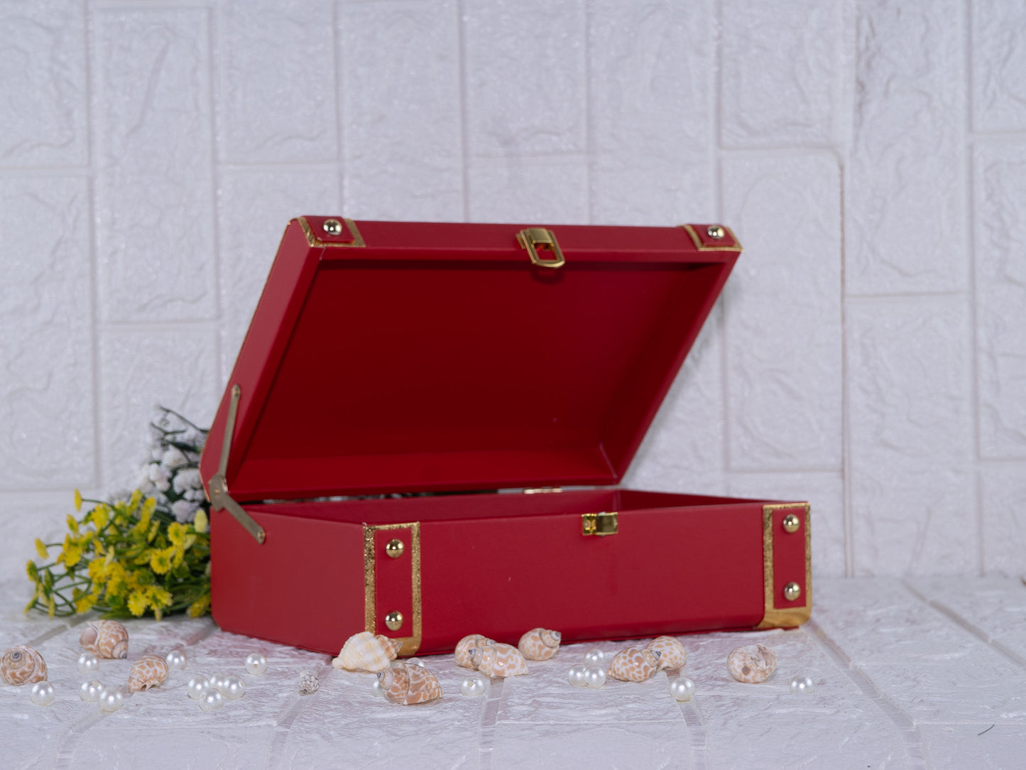 Red leatherite