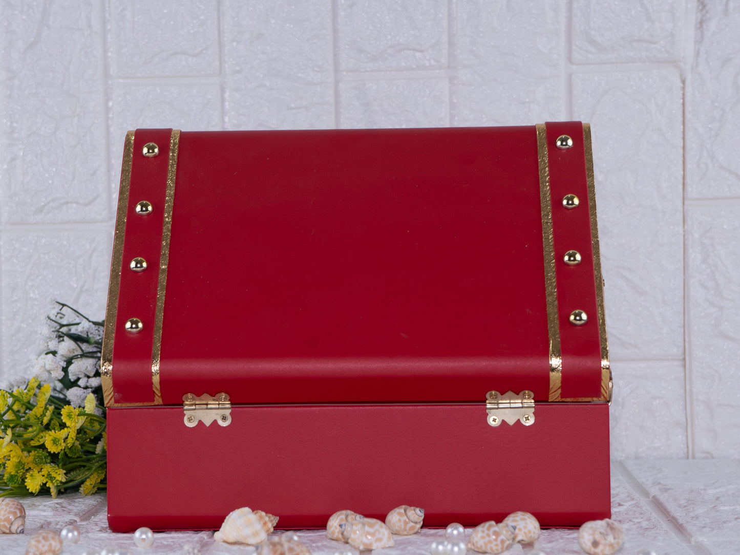 Red leatherite
