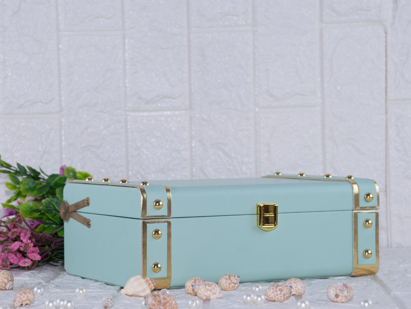 Mint green leatherite