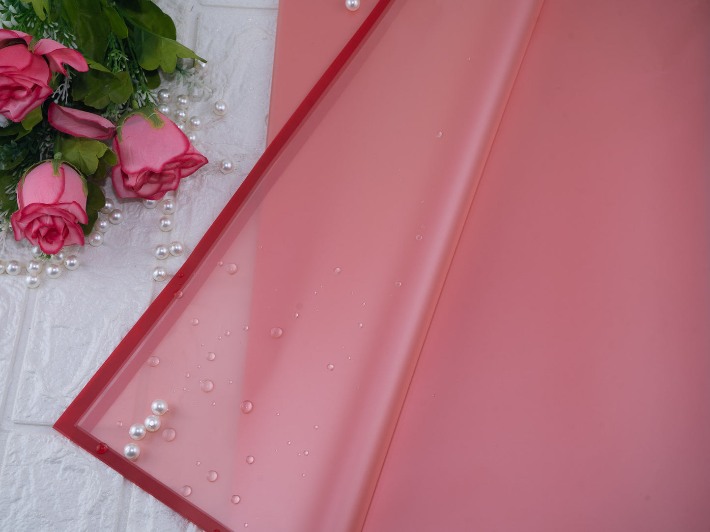 Bouquet sheets red with red lining