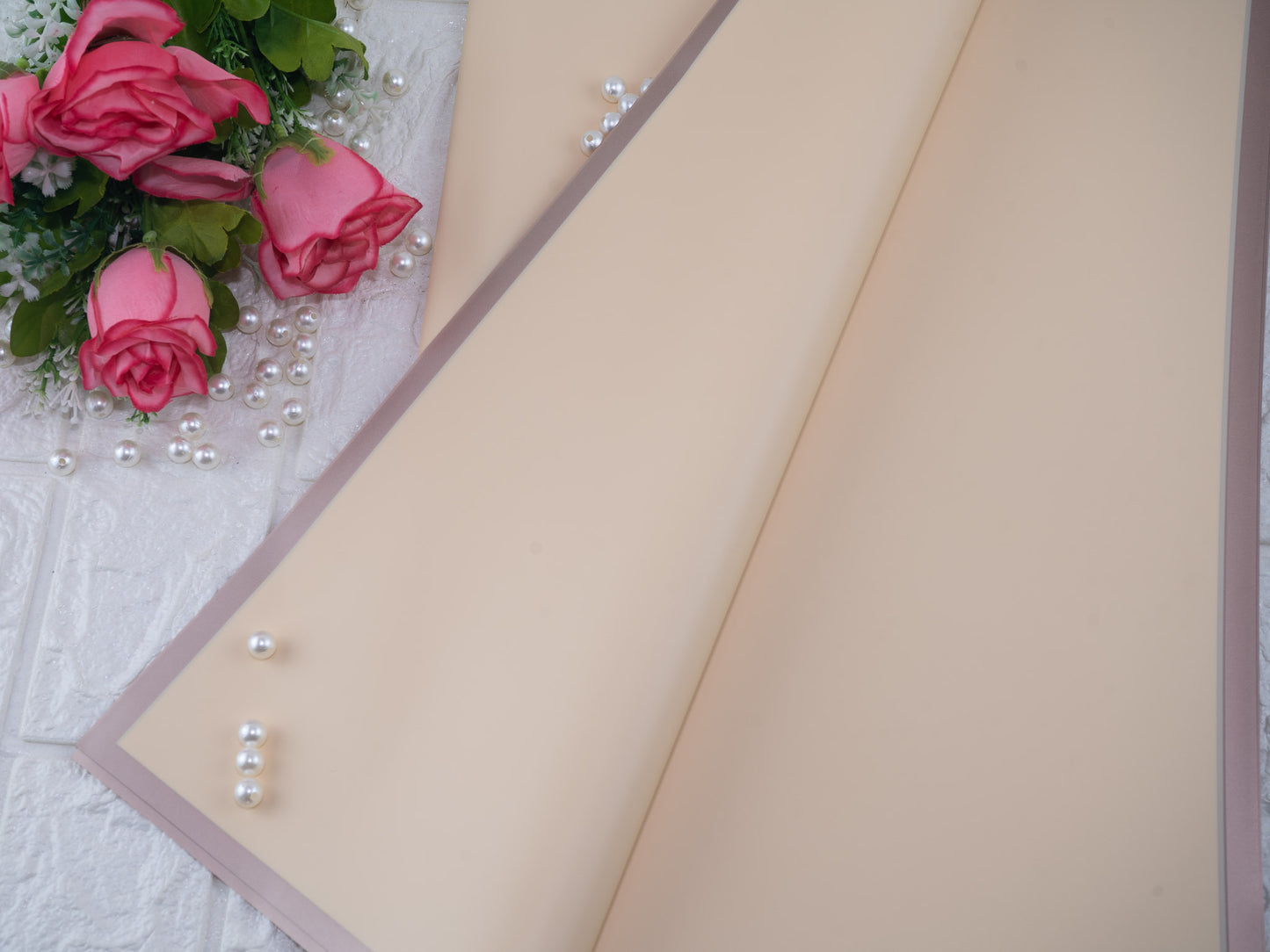 Bouquet sheet cream golden lining
