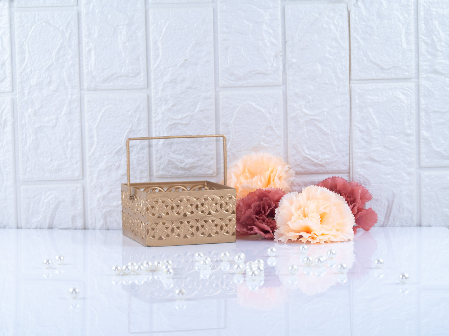 Mini square metal basket