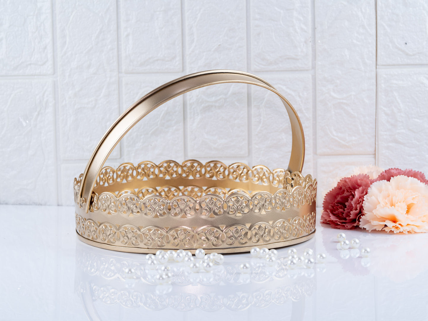 Round metal hamper