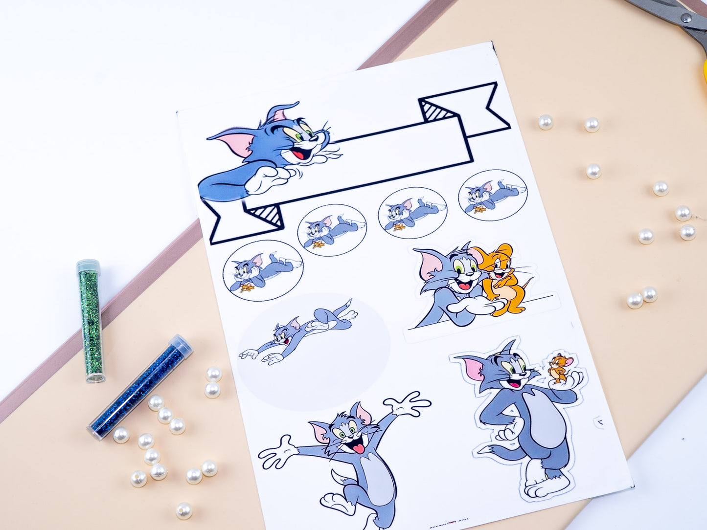 Cartoon tag sheets