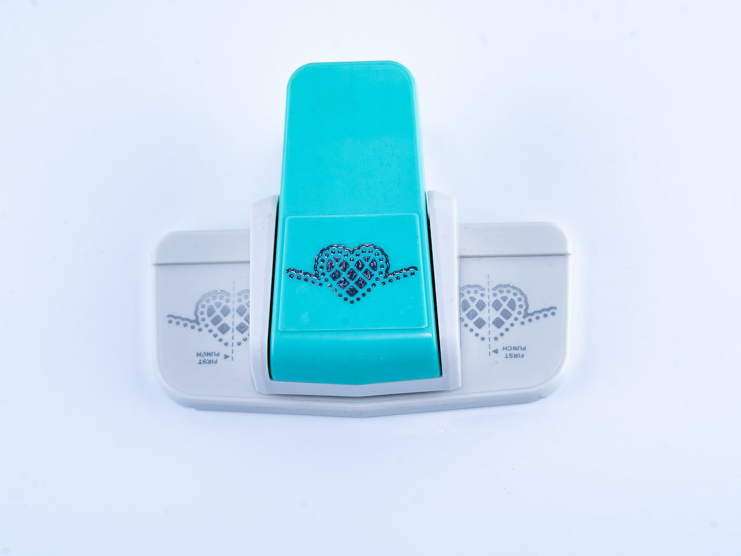 Heart border punch