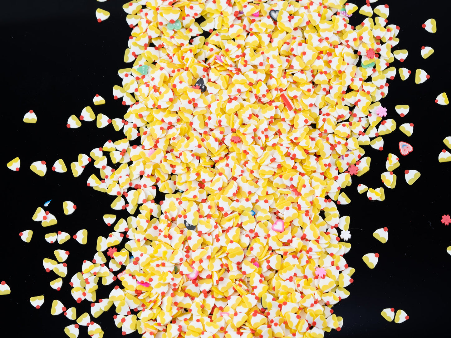 Yellow Red Shaker