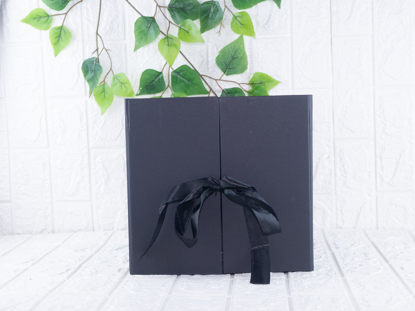 Surprise box (black)