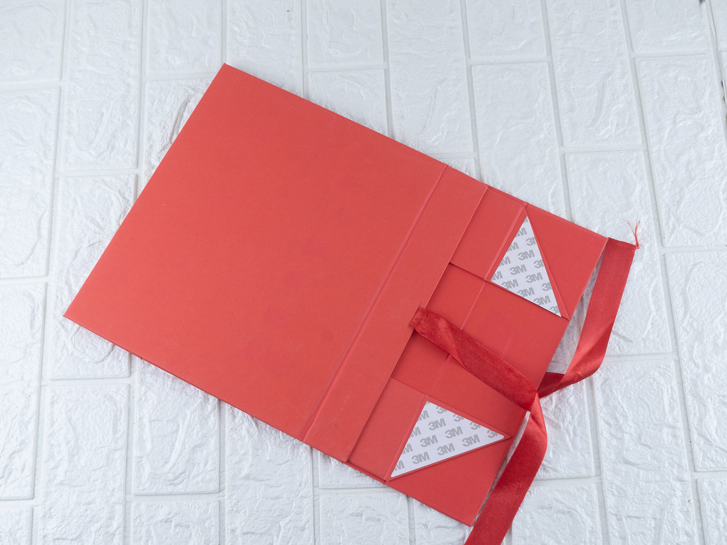 Collapsible box red