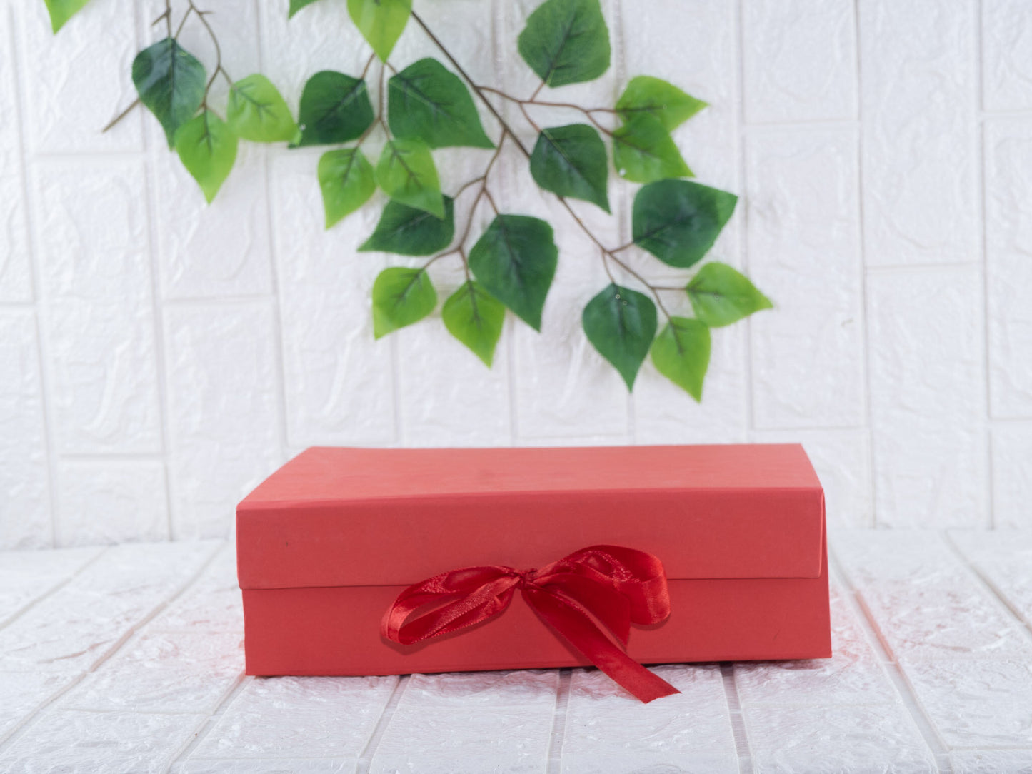 Collapsible box red