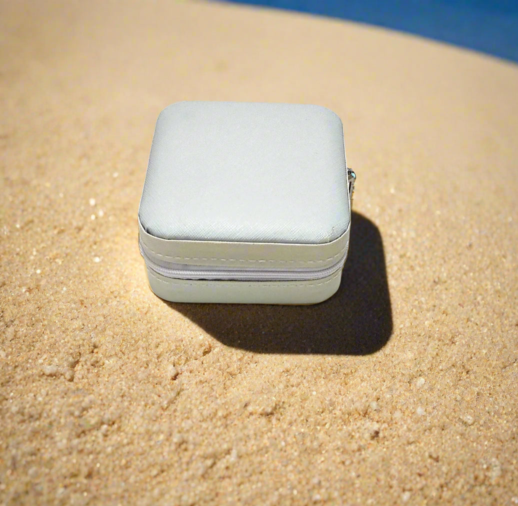 White mini jewellery box