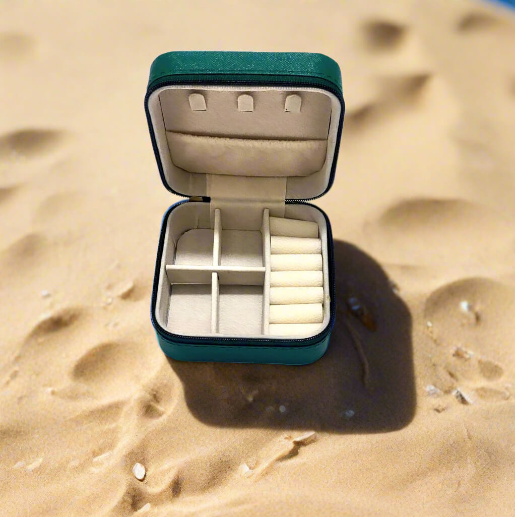 Sea green mini jewellery box