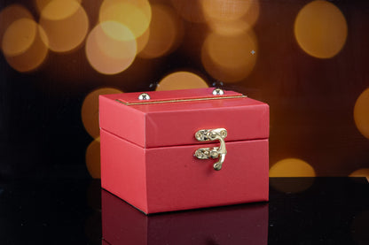 Red mini trunk