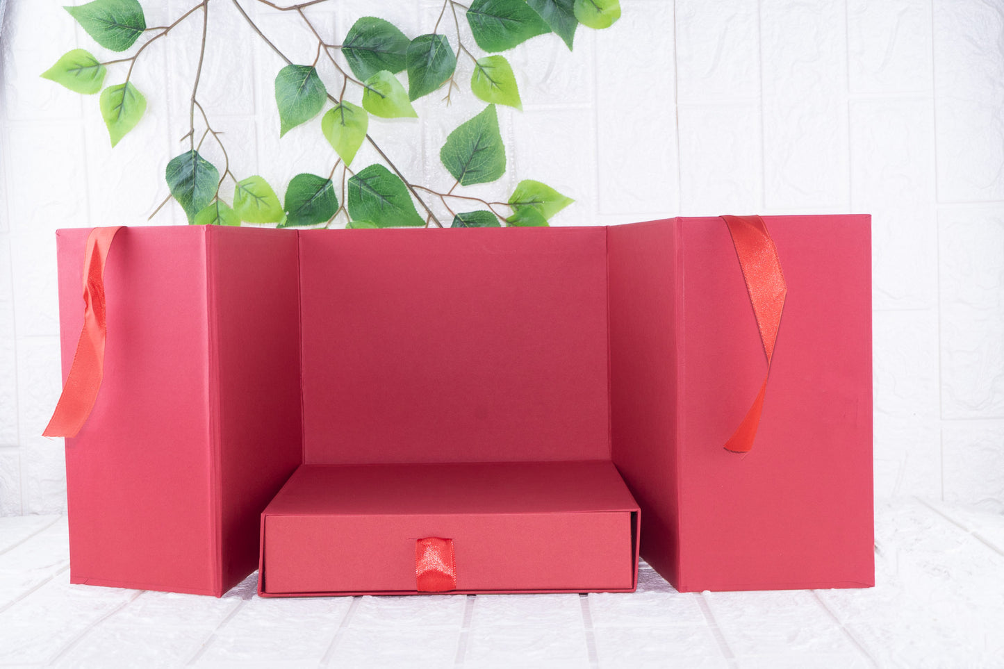Surprise box ( Red)