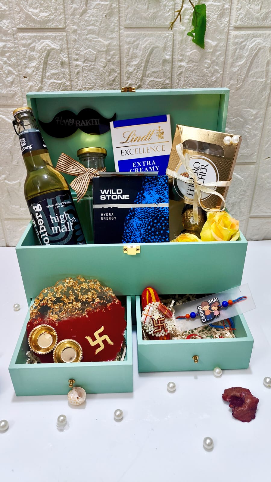 Coolberg Hamper For Bhai